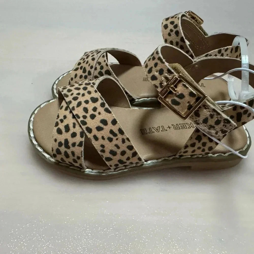 Tucker + Tate Arya Black Sandals Criss Cross Strap Beach Summer Casual Girls 5c